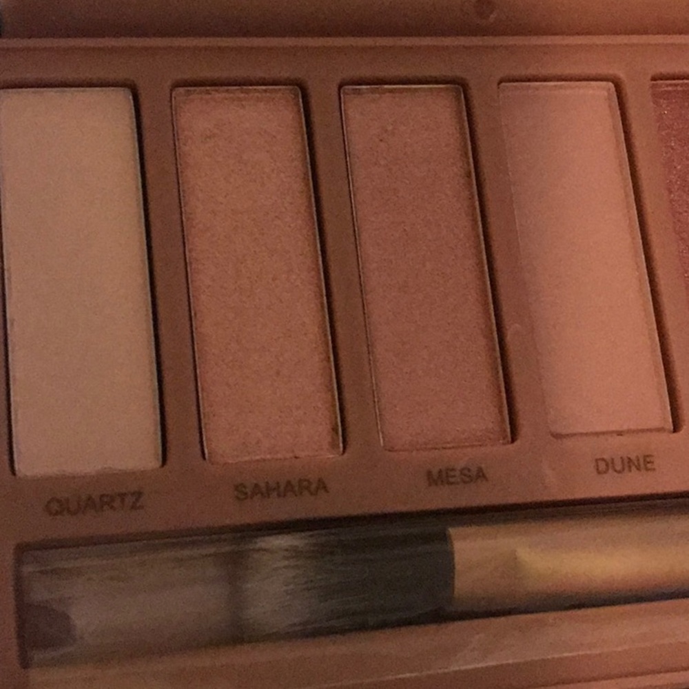 Pure Cosmetics Nude Collection Eyeshadow Palette - Picture 2 of 6